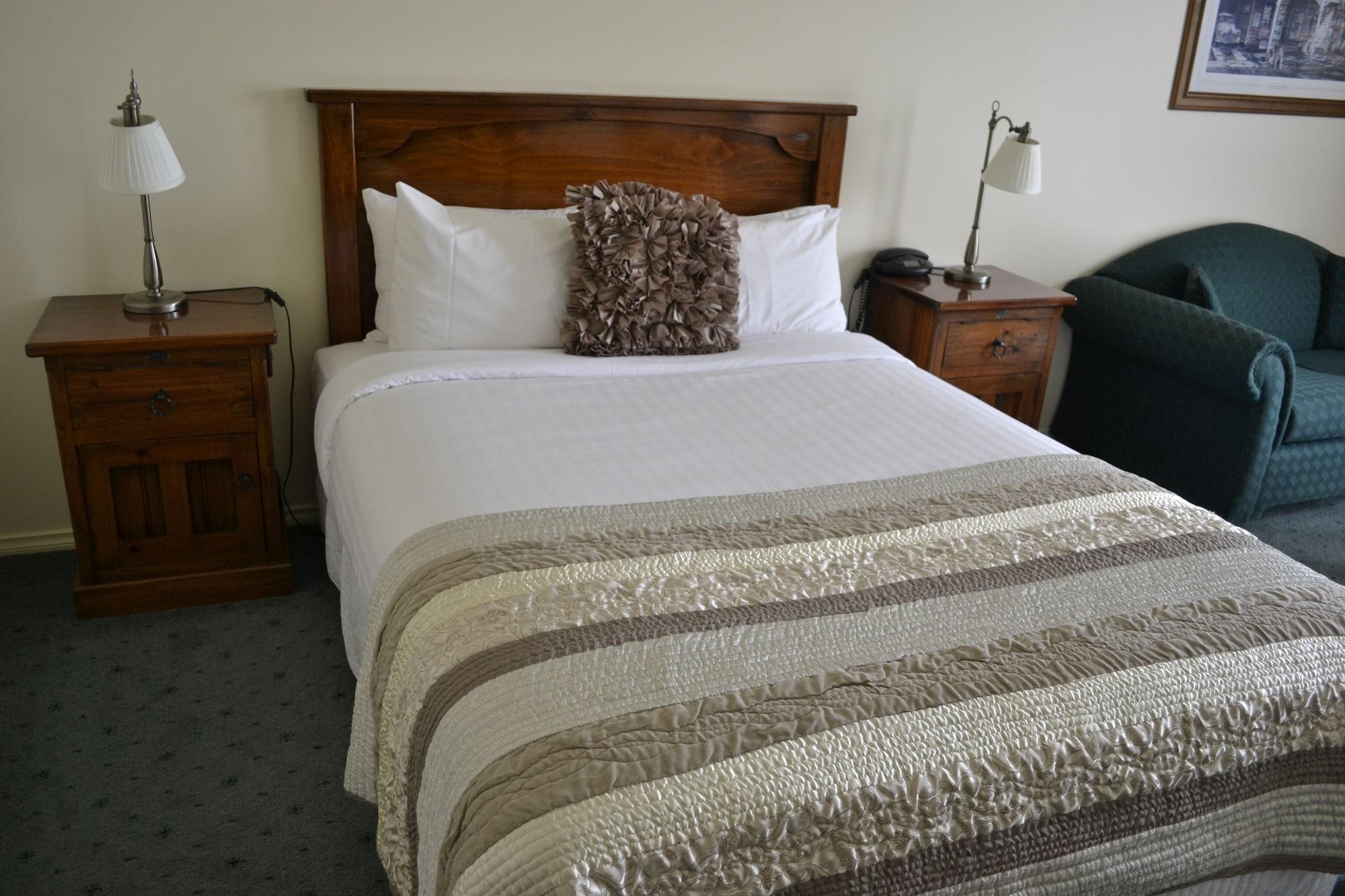 Western Crystal Motel 4*
