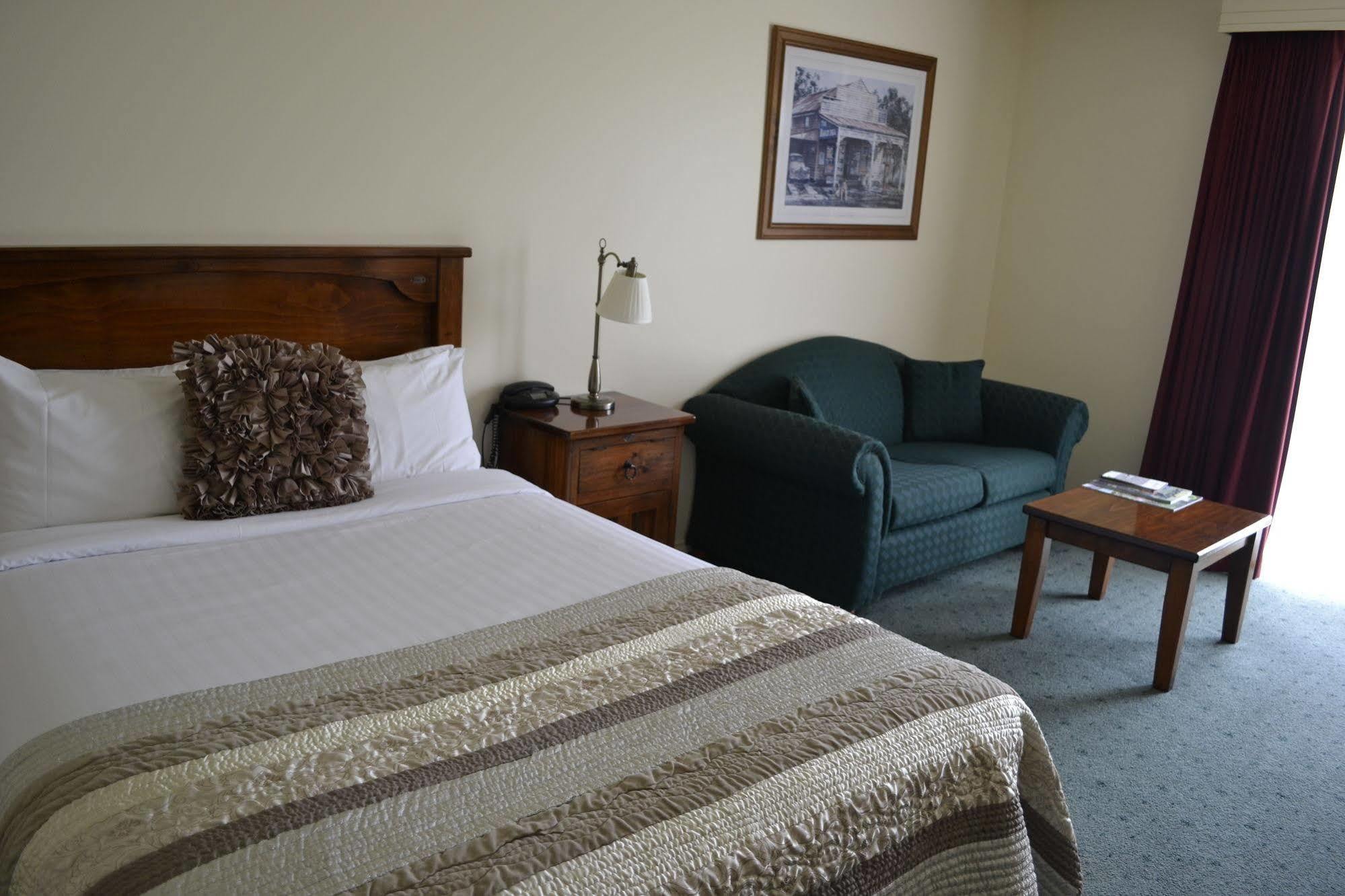 Western Crystal 4* Bendigo